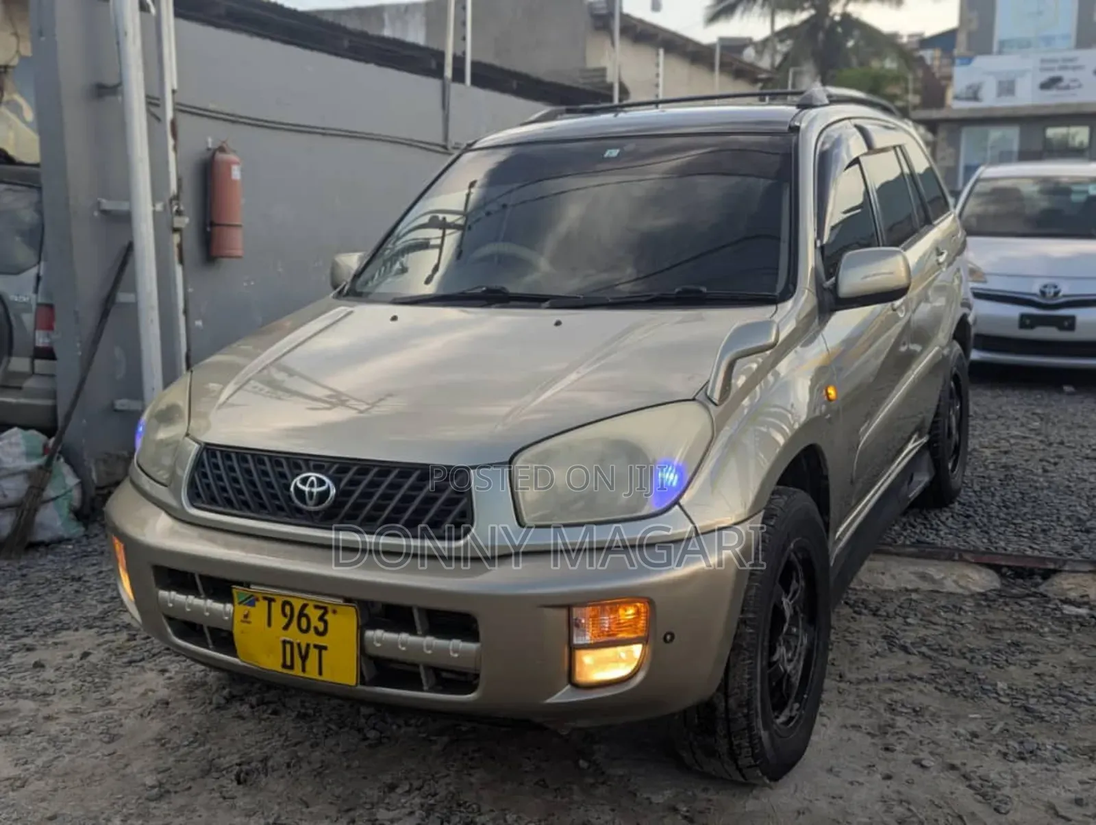 Toyota RAV4 2008 Gold