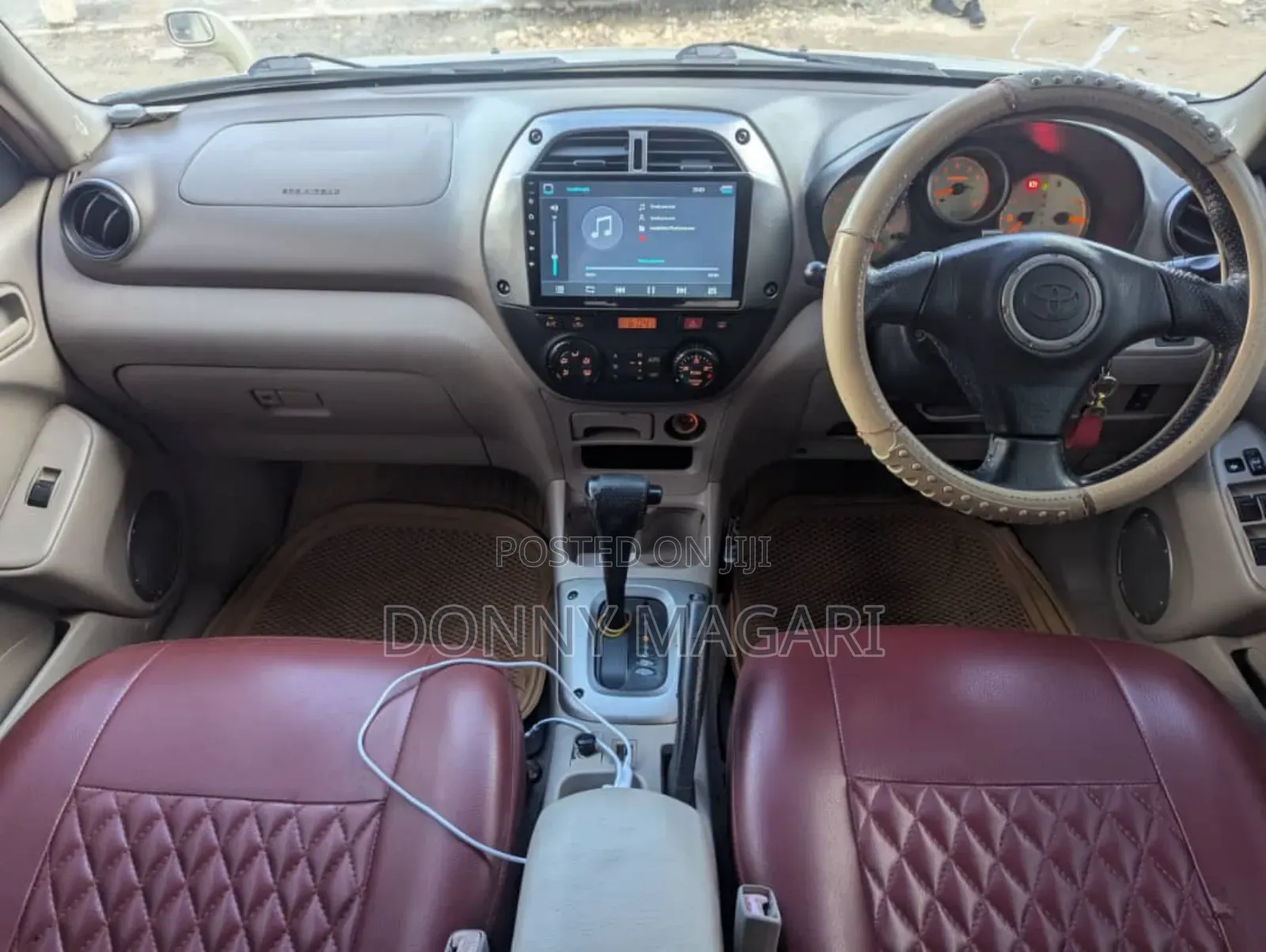 Toyota RAV4 2008 Gold