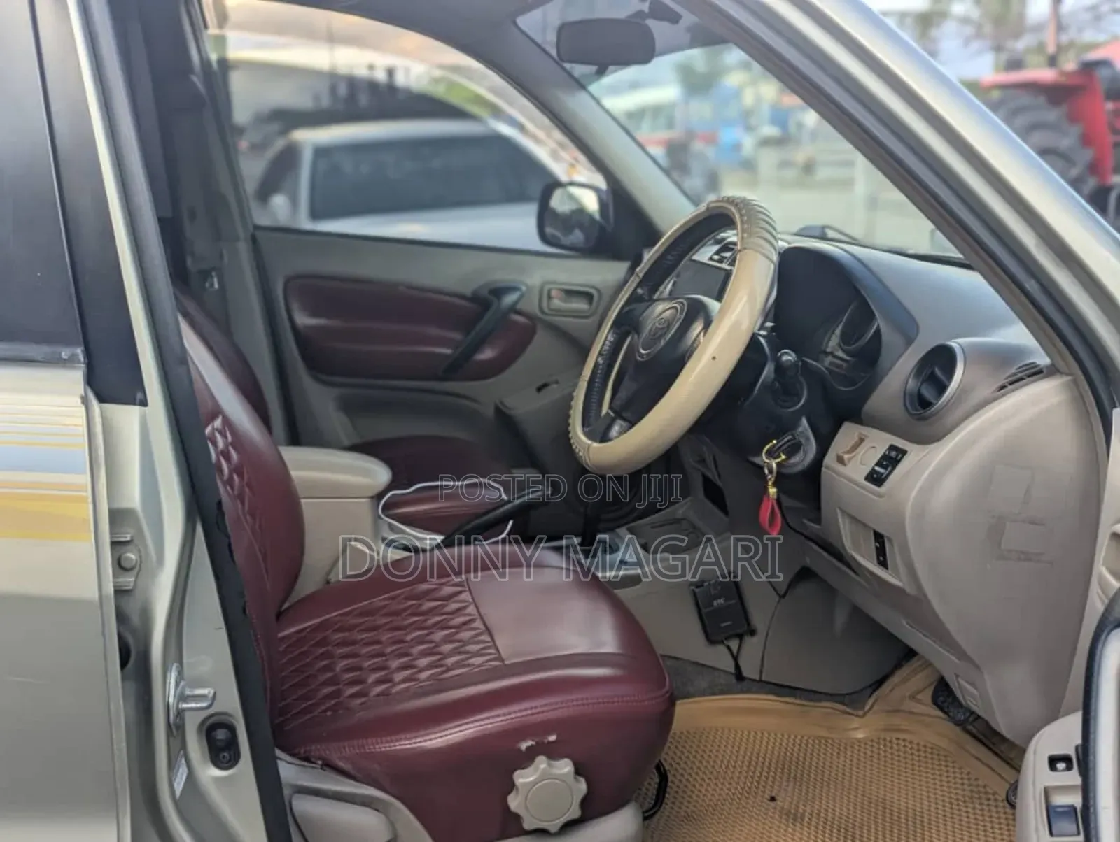 Toyota RAV4 2008 Gold