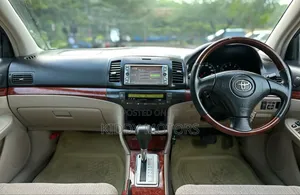 Toyota Premio 2004 Silver
