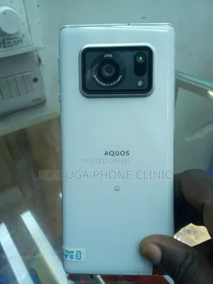 Sharp Aquos zero6 128 GB White