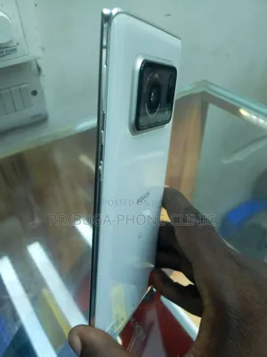 Sharp Aquos zero6 128 GB White