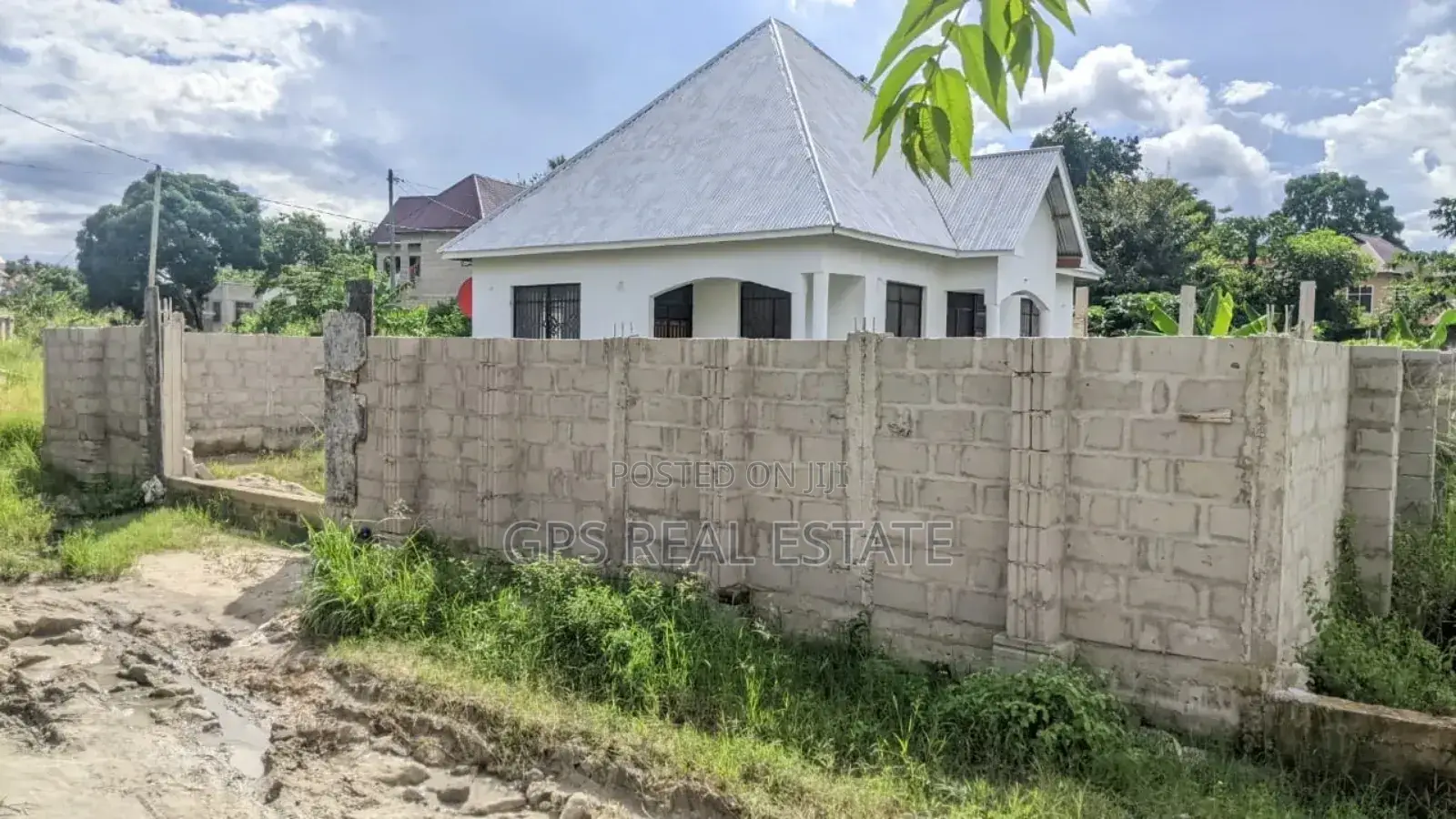 3bdrm House in Mbezi Malamba Mawili, Kinondoni for sale