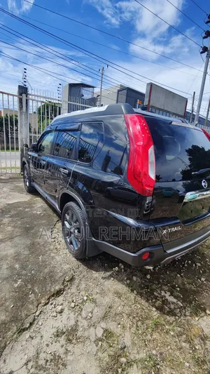 Nissan X-Trail 2.0 Petrol XE 2012 Black