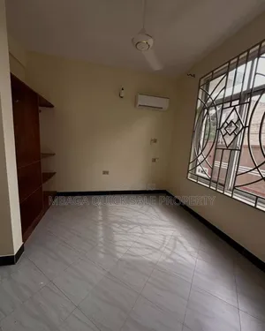3bdrm Apartment in Salasala, Mbezi Beach for rent