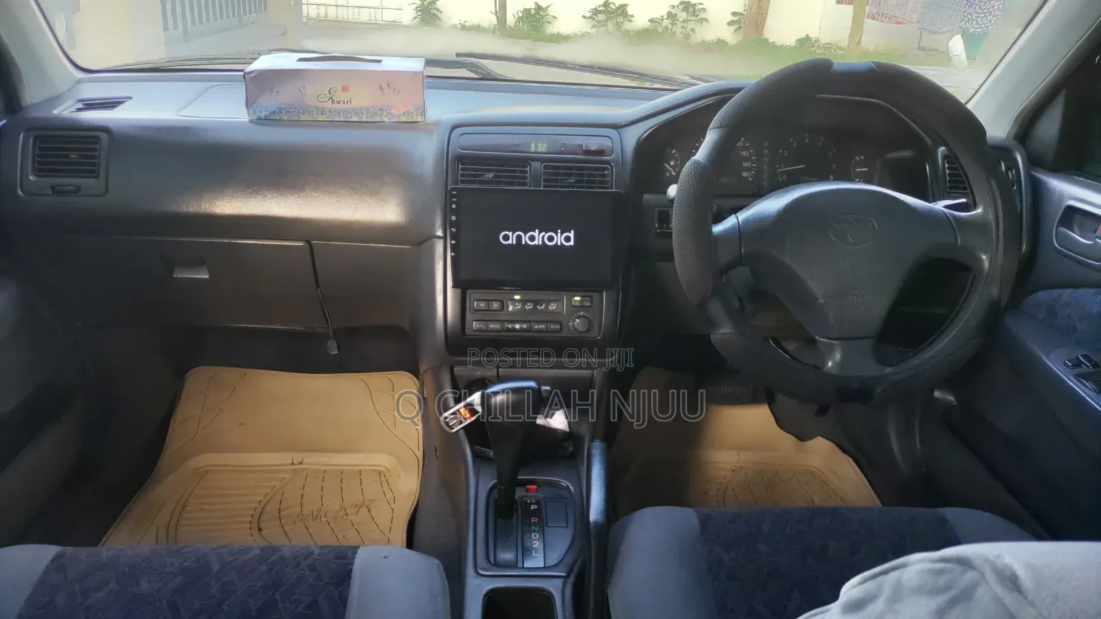 Toyota Carina 2000 Silver
