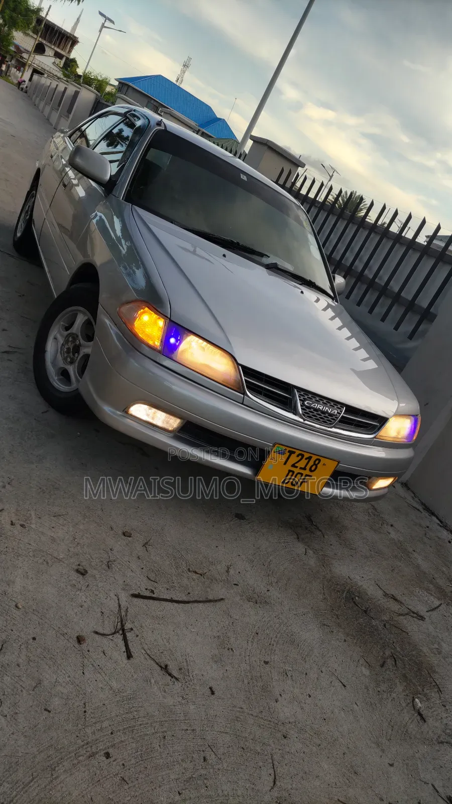 Toyota Carina 2000 Silver