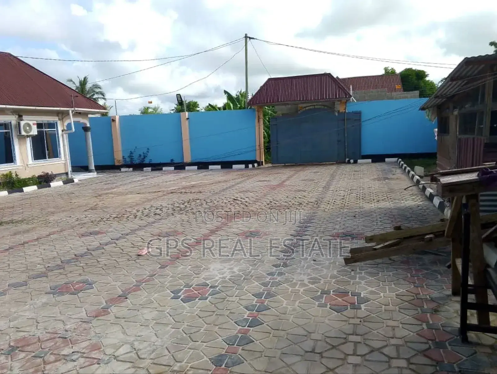 3bdrm House in Chanika Kwa Makamo, Ilala for sale