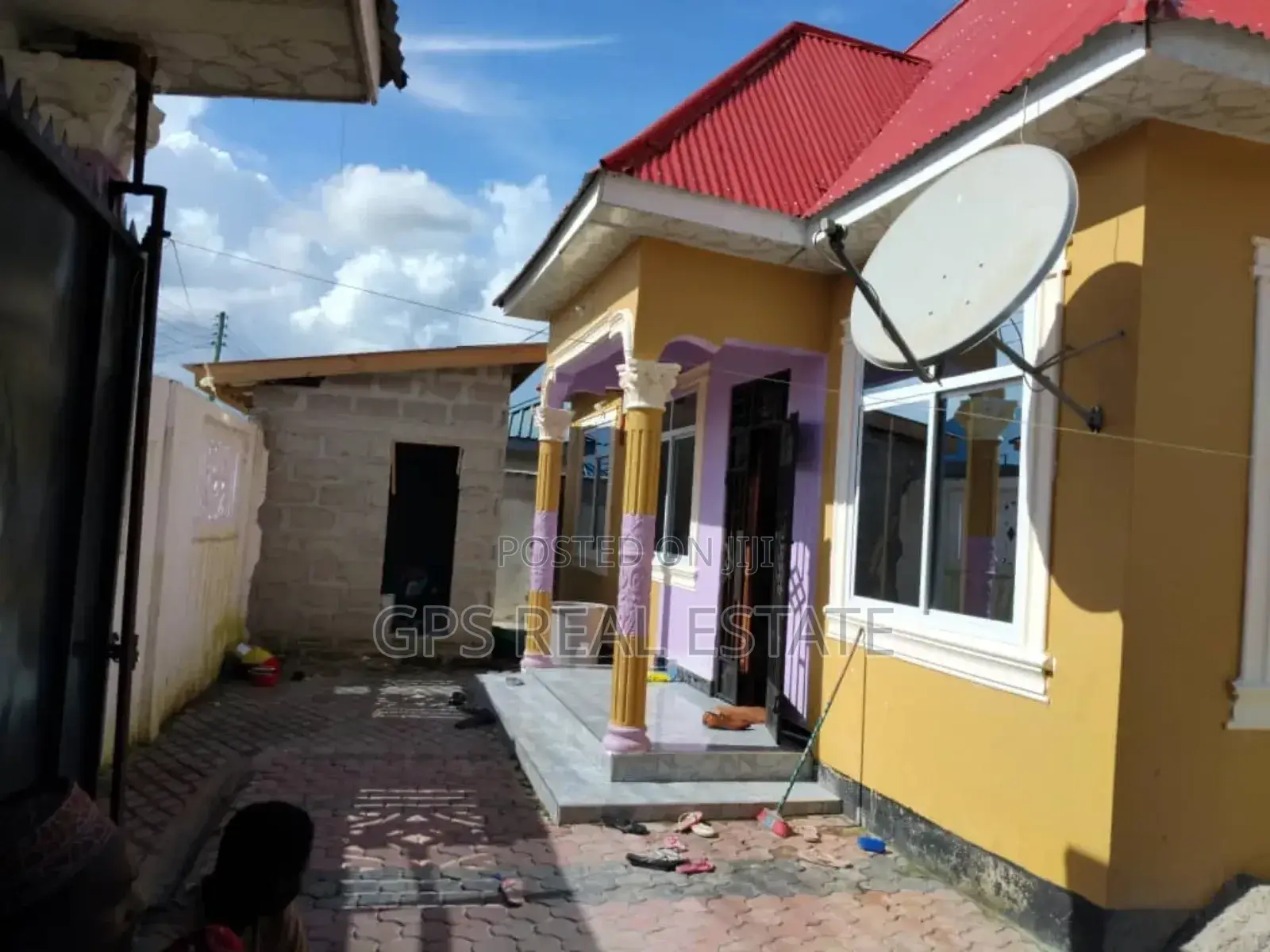 3bdrm House in Chanika Nyeburu, Ilala for sale