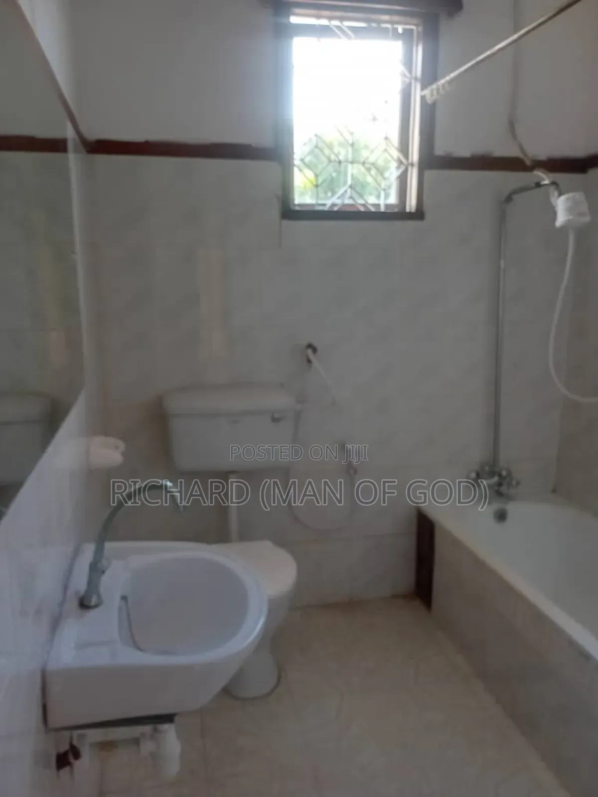 5bdrm Mansion in Arusha for rent
