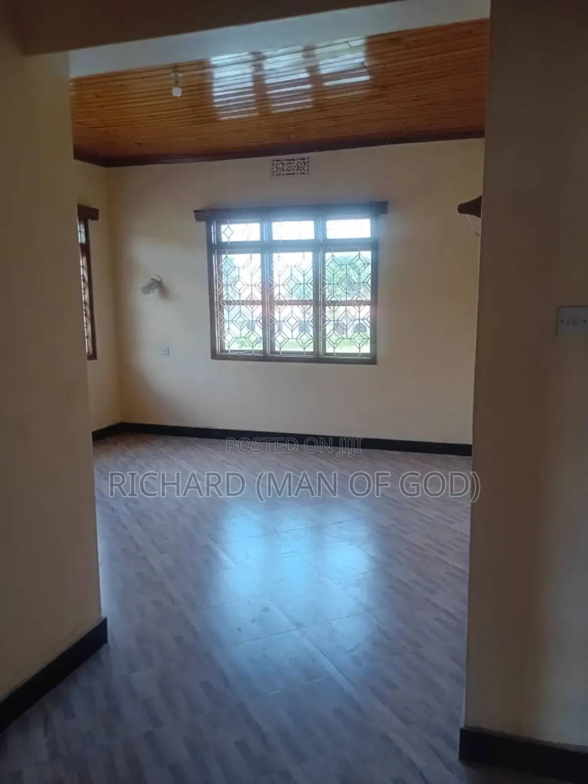 5bdrm Mansion in Arusha for rent
