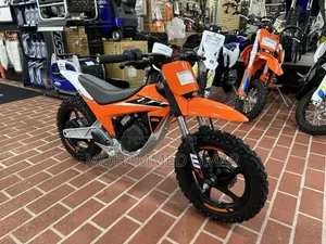 KTM 2022 Orange