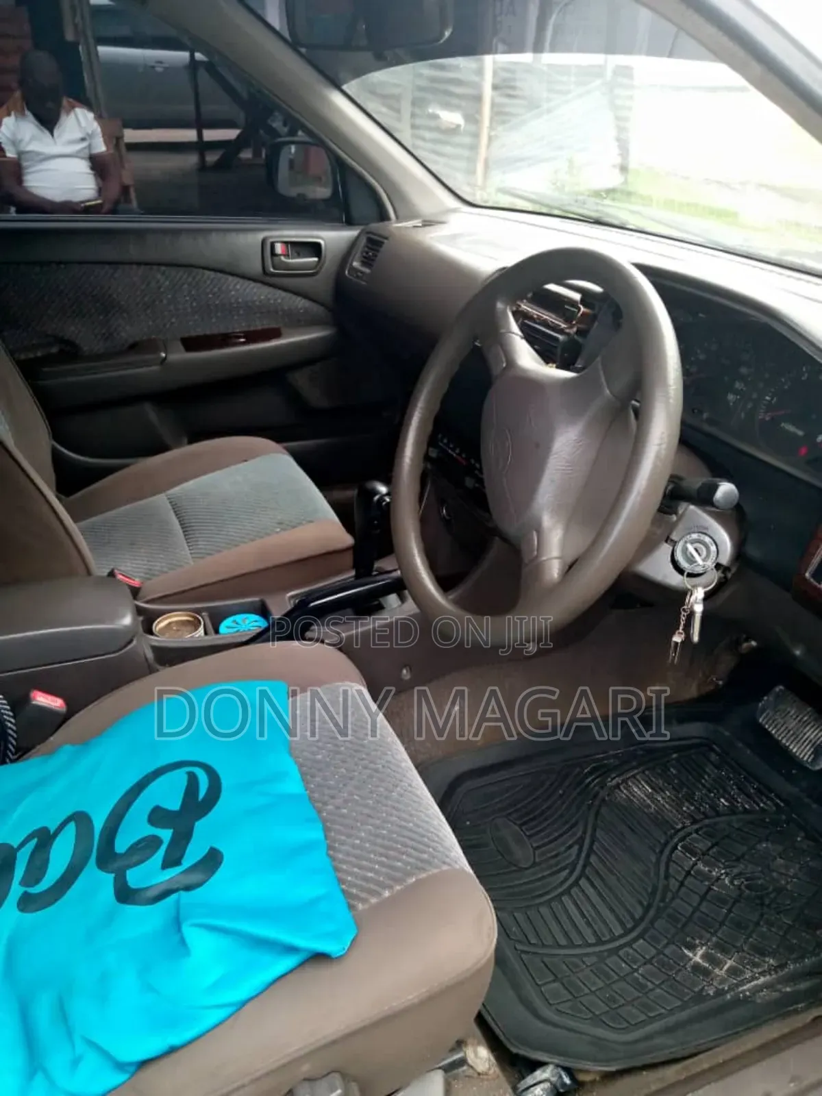 Toyota Carina 2000 White