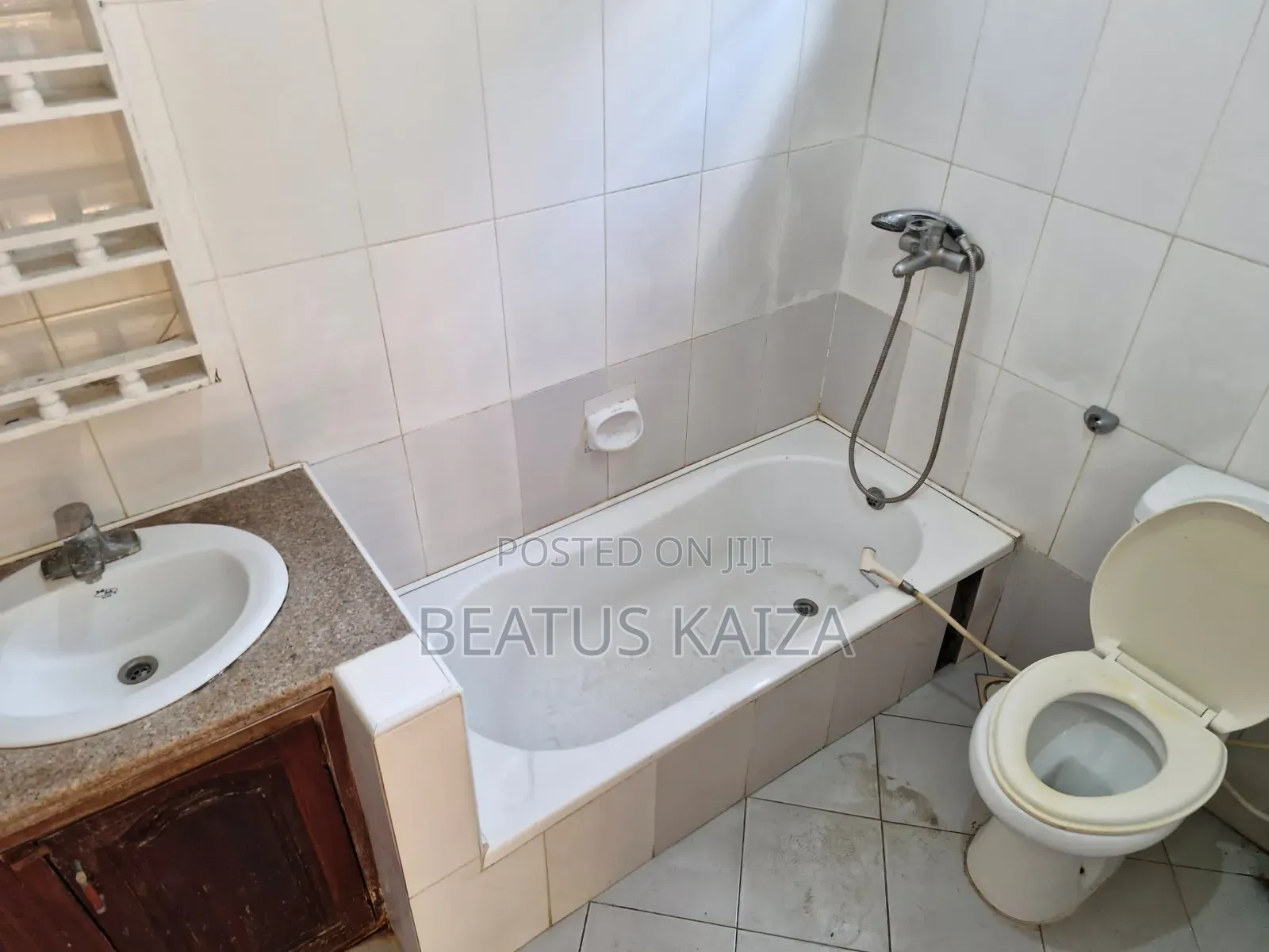 4bdrm House in Mikocheni B for sale
