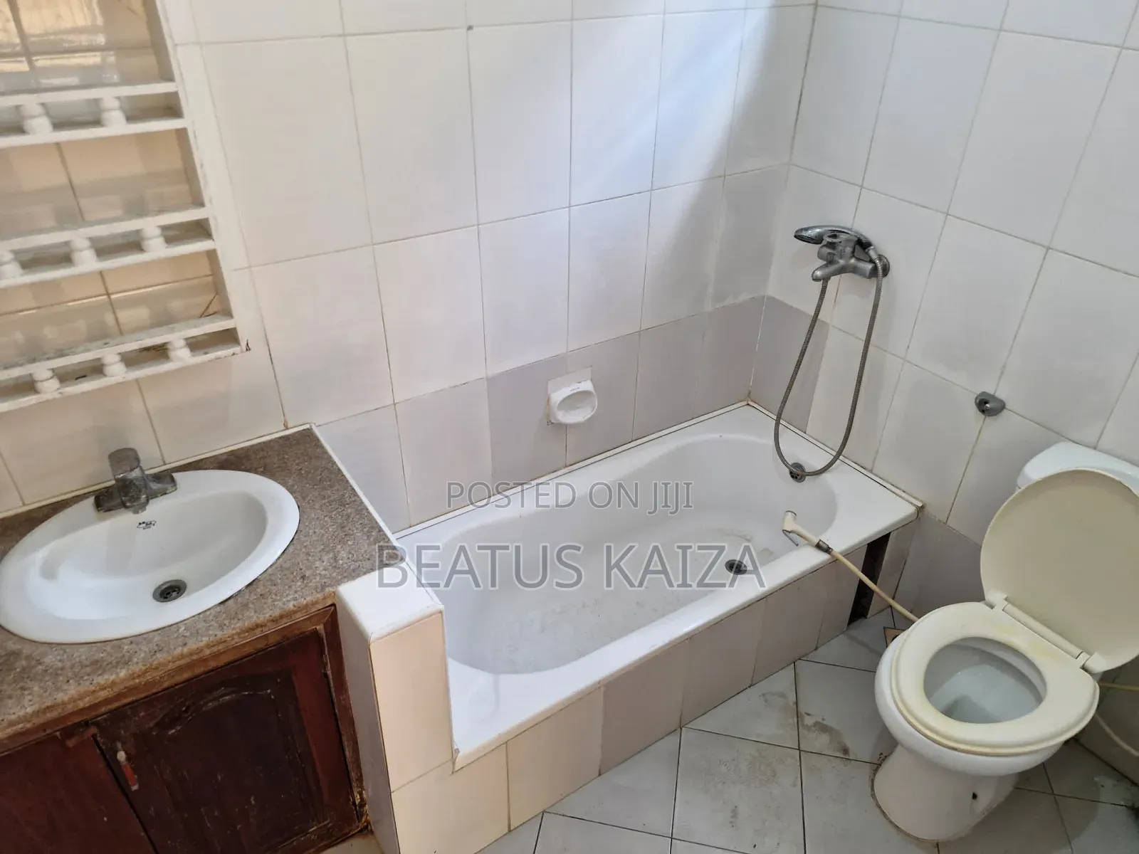 4bdrm House in Mikocheni B for sale