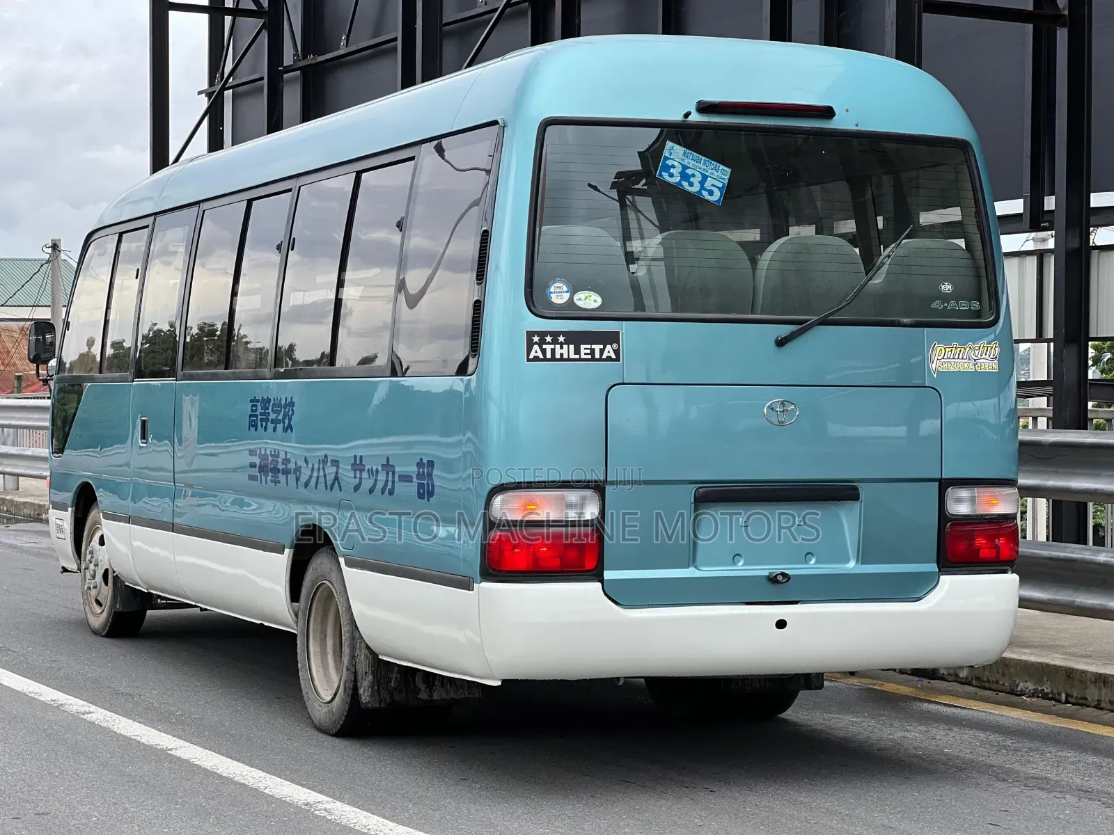 Toyota Coaster 2004