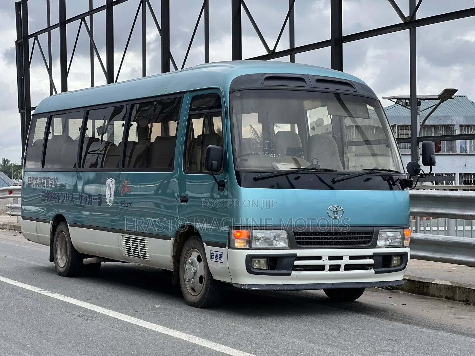 Toyota Coaster 2004