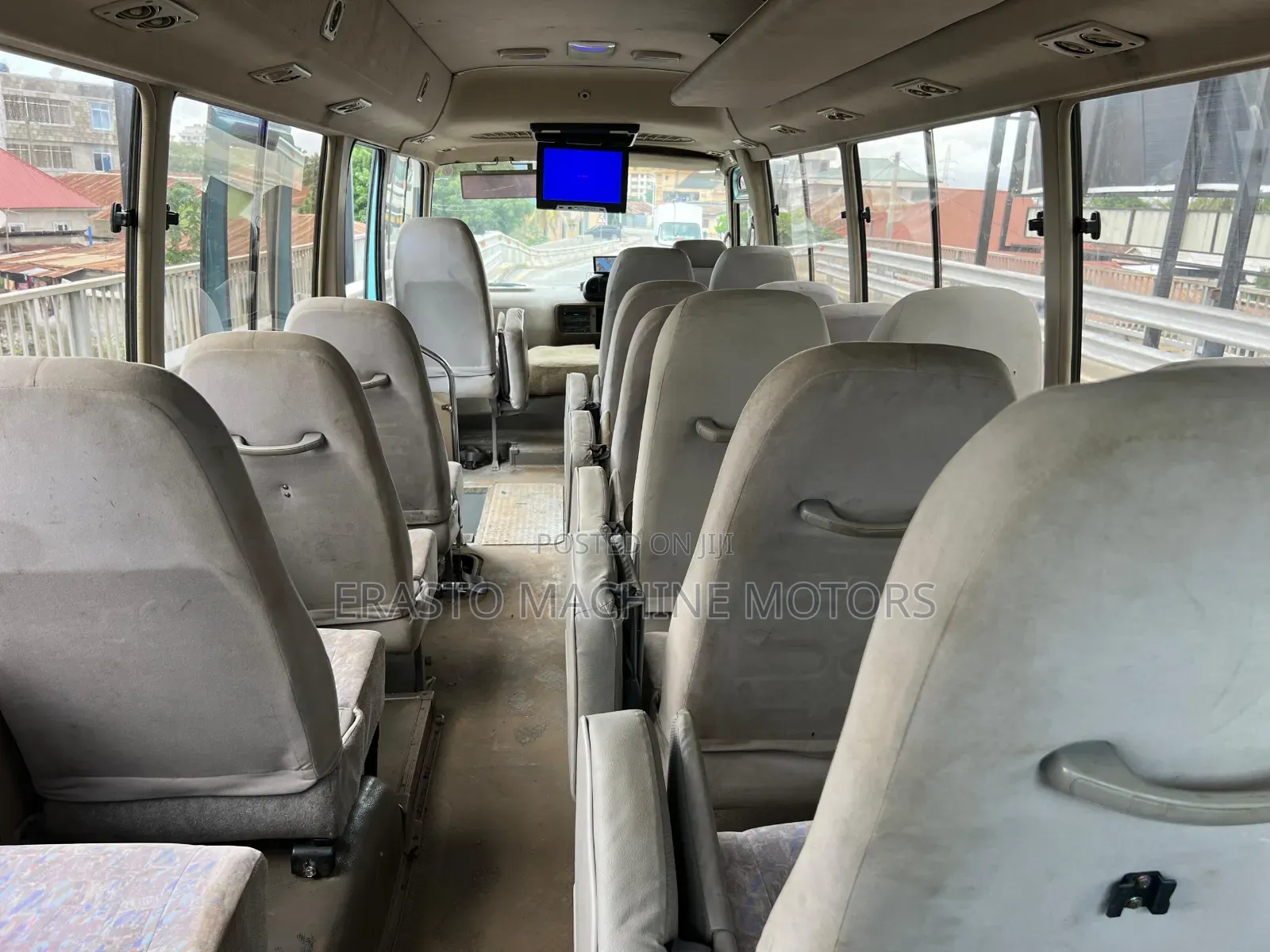 Toyota Coaster 2004