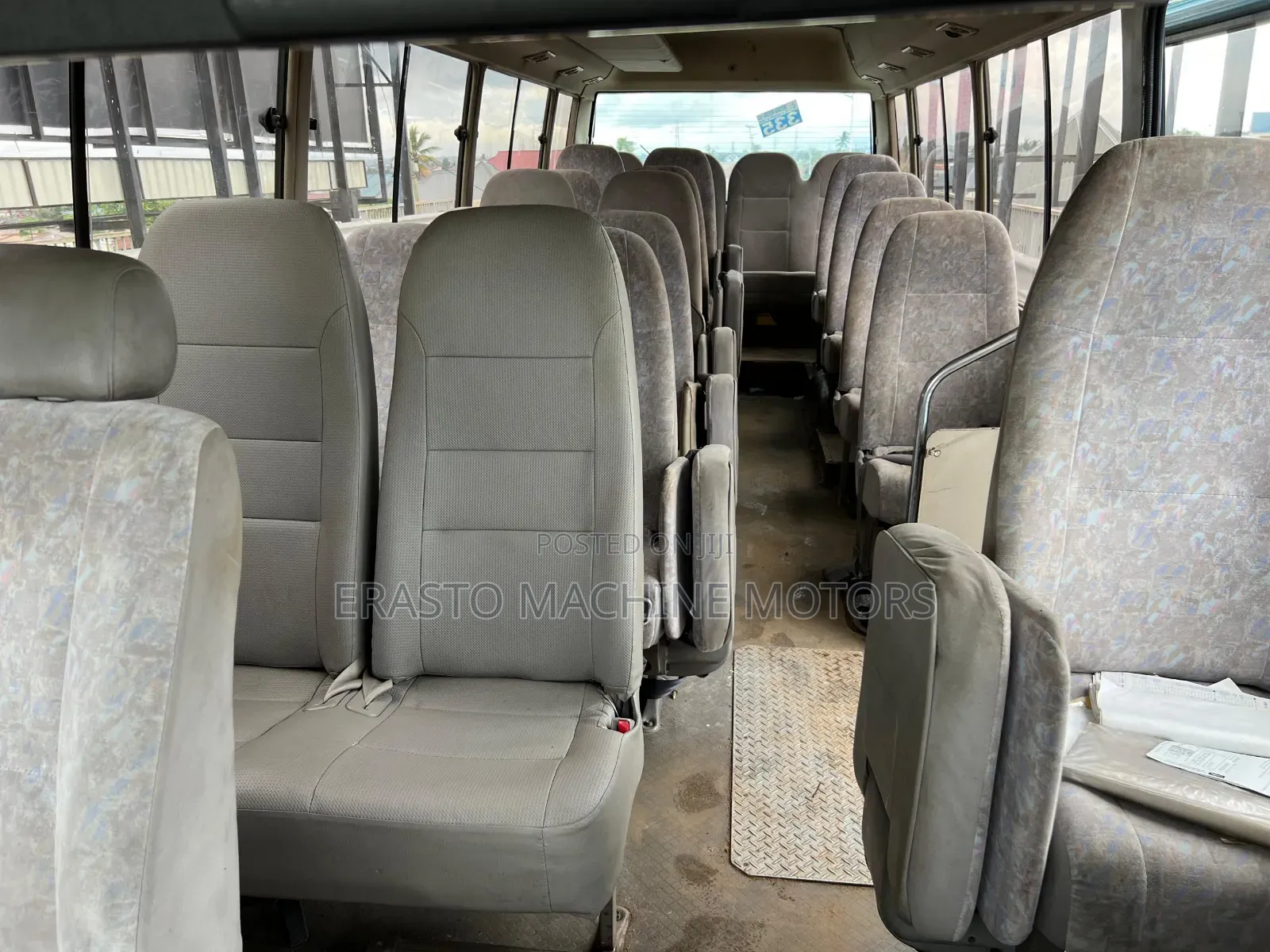Toyota Coaster 2004