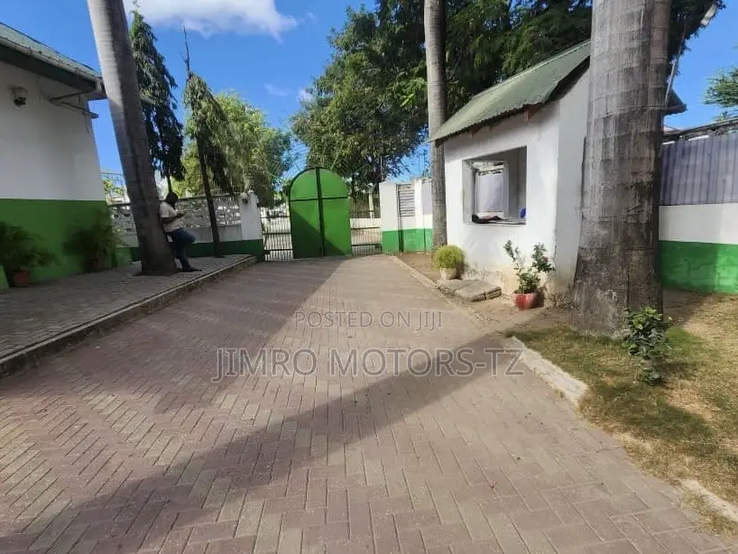 House for Sale in Feza Size 2200 SQM Price 1.5 M Dollers