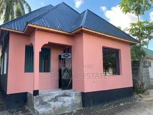 5bdrm House in Chamazi, Temeke for sale