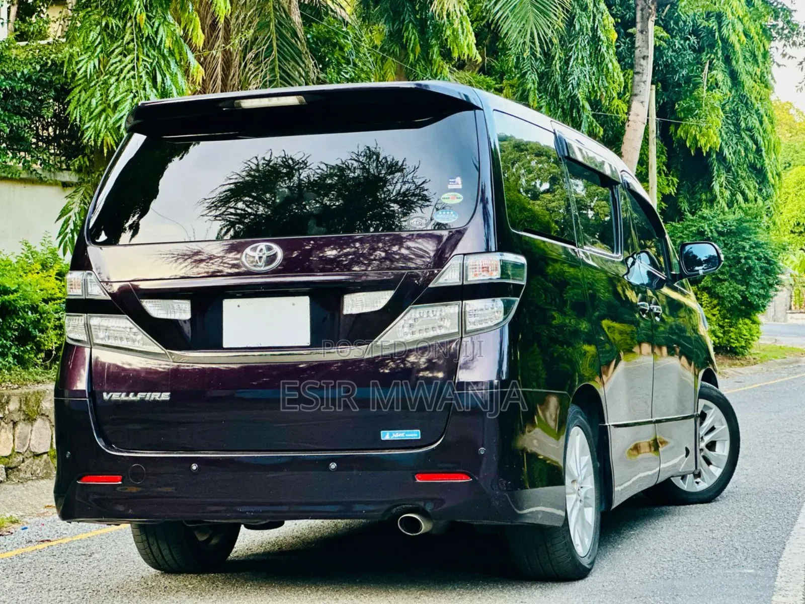Toyota Vellfire 2009