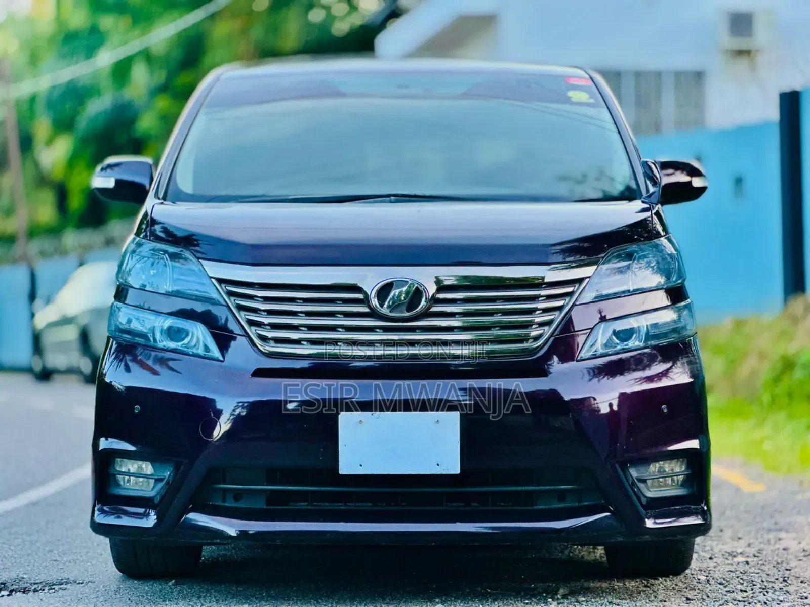 Toyota Vellfire 2009