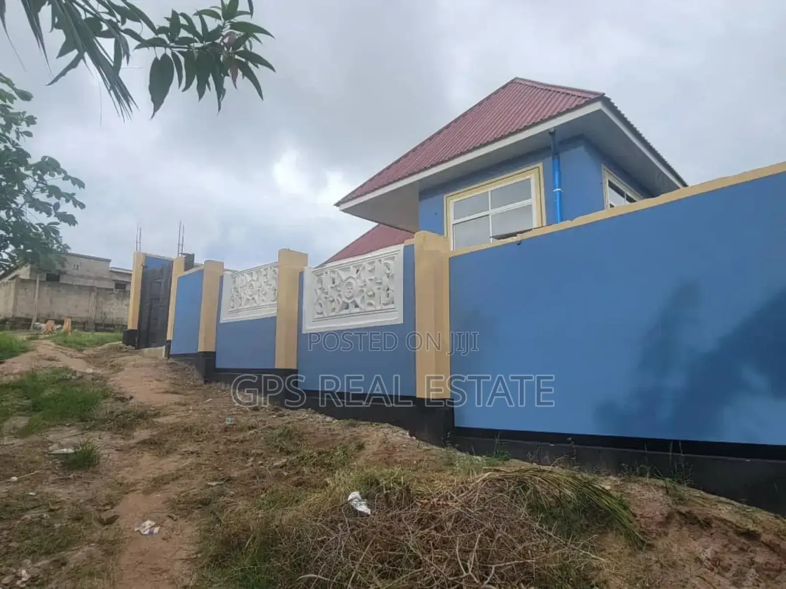 4bdrm House in Chamazi Magengeni, Temeke for sale