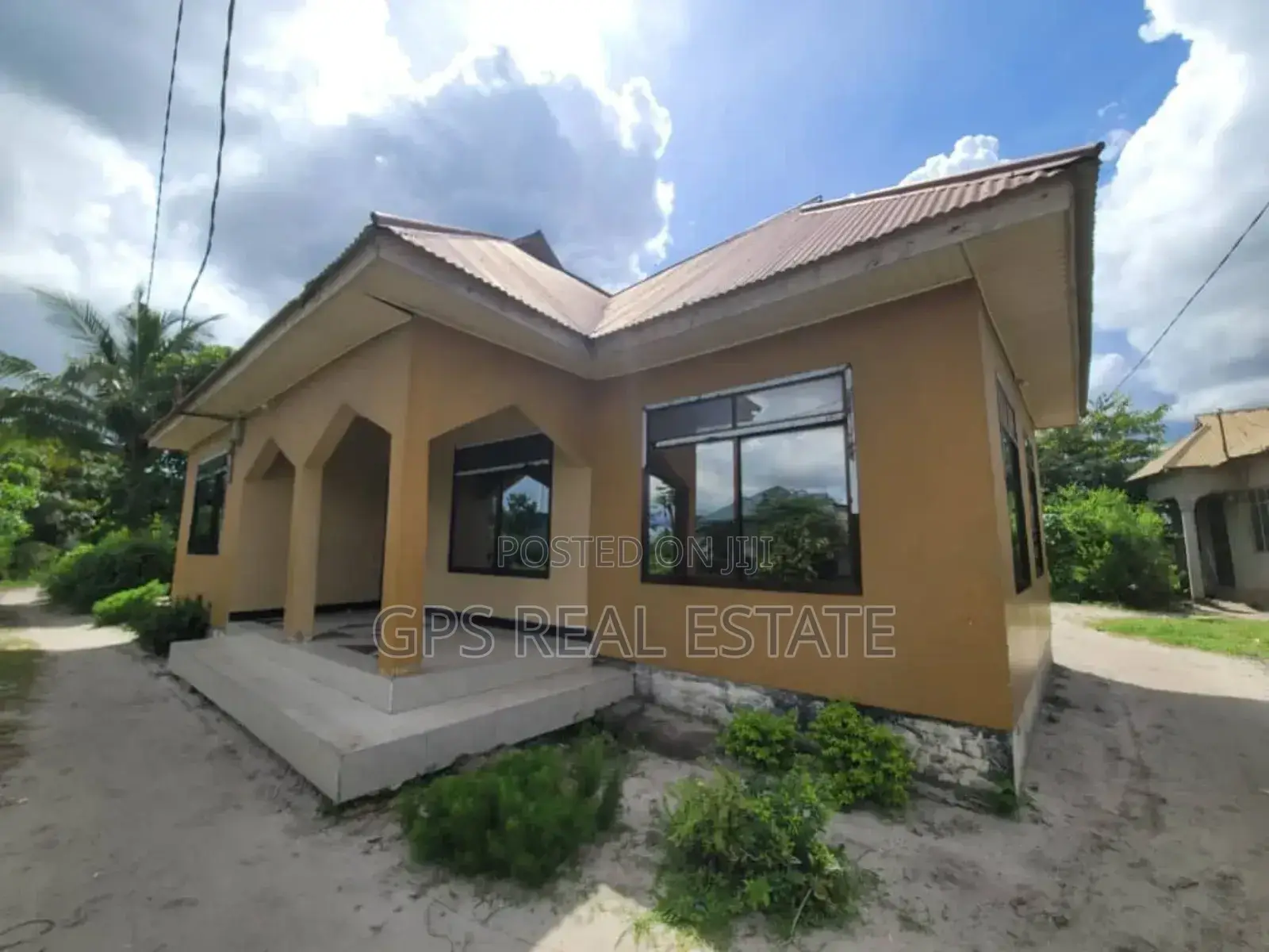 3bdrm House in Msongola, Ilala for sale