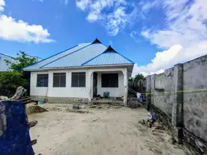 3bdrm House in Kivule Frem 10, Ilala for sale