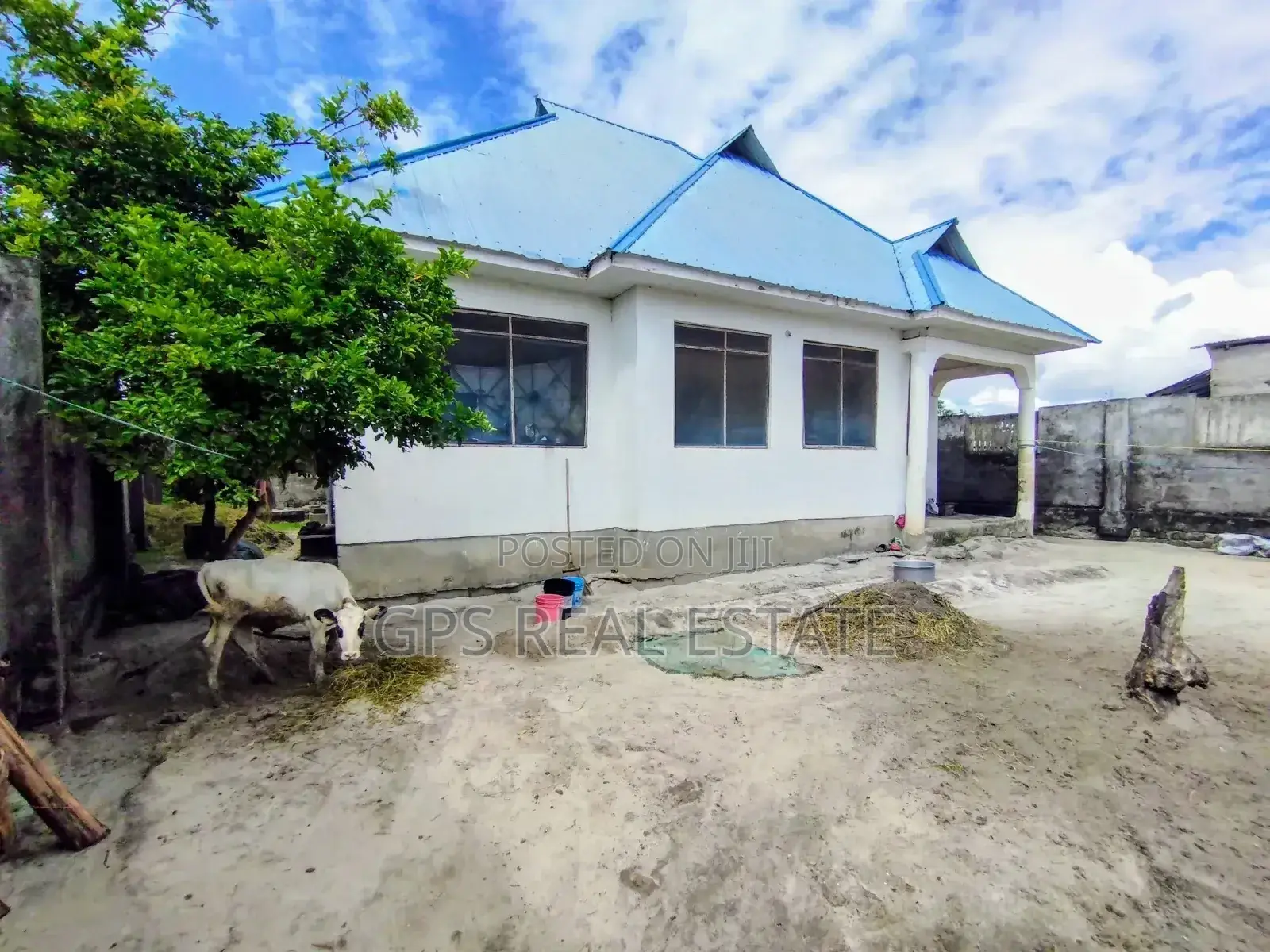 3bdrm House in Kivule Frem 10, Ilala for sale