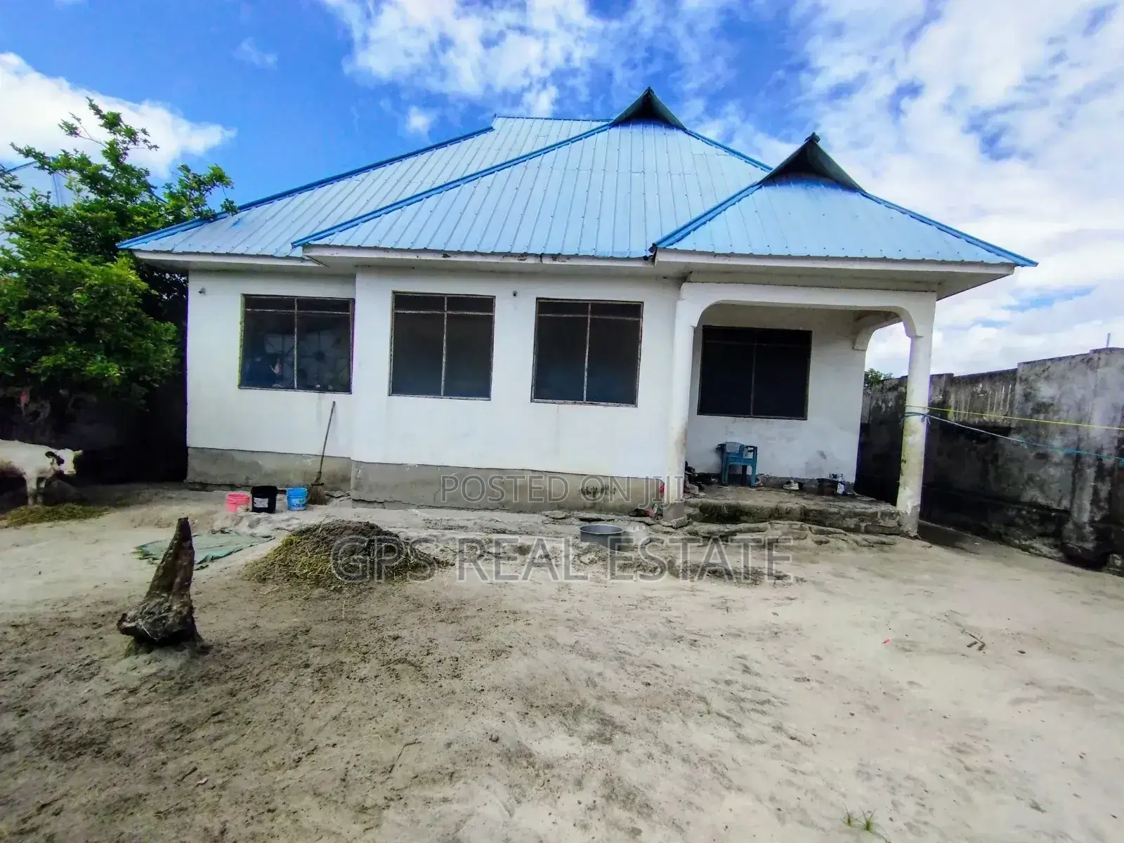 3bdrm House in Kivule Frem 10, Ilala for sale