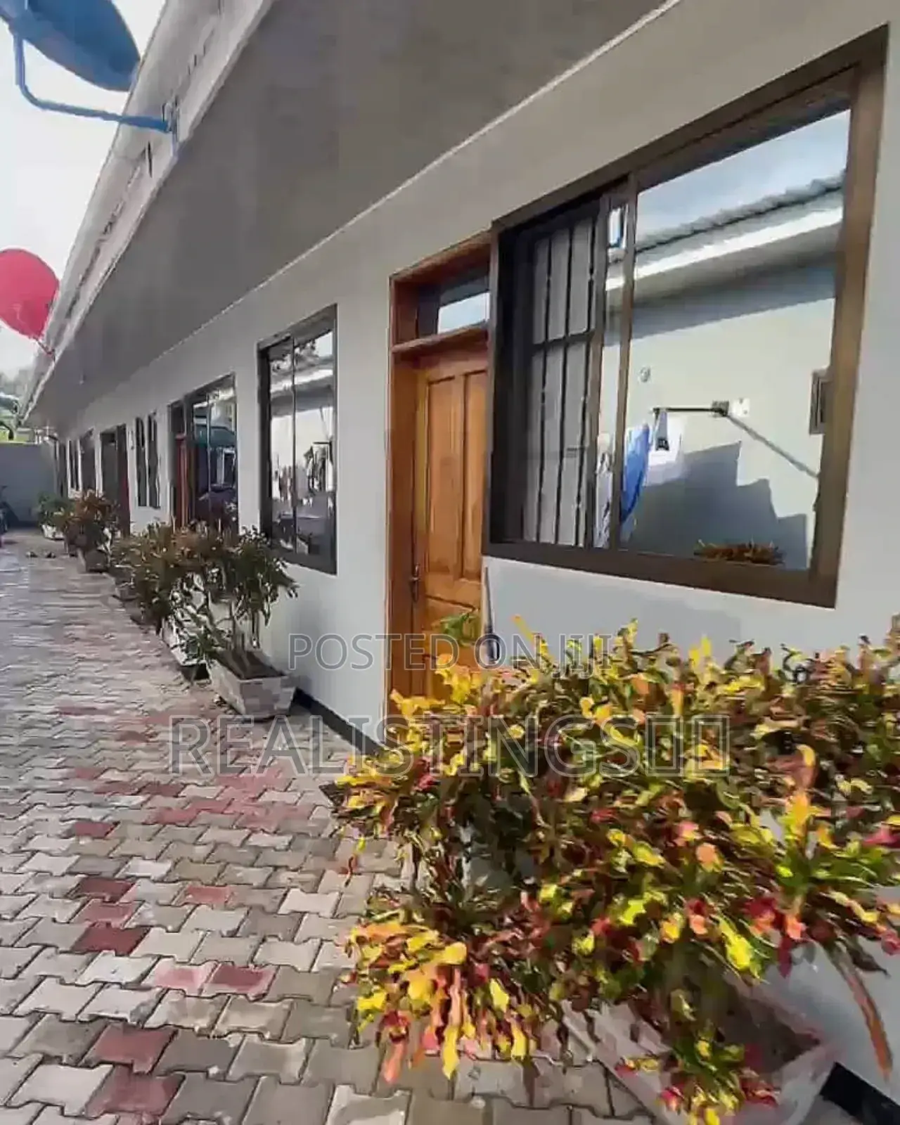 Sinza: House Apartments Units 25 Zinauzwa - Dar