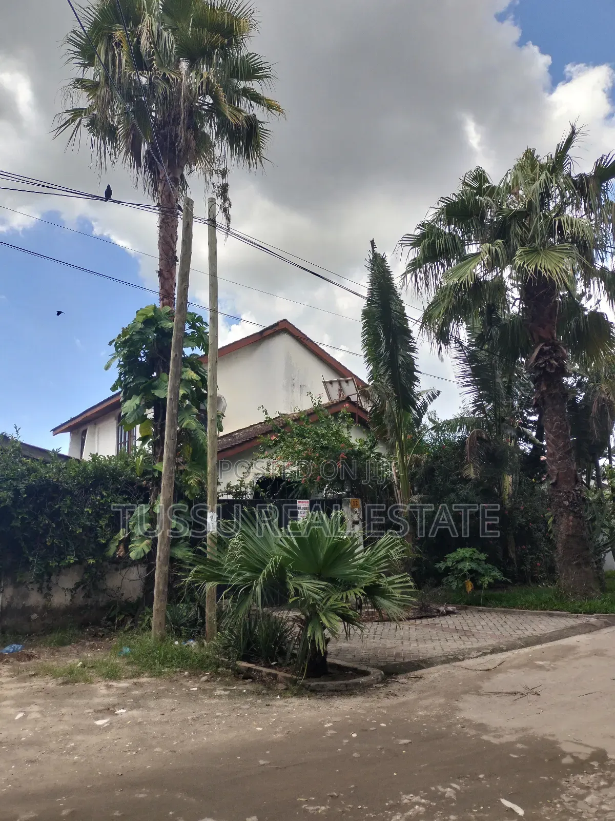 7bdrm House in Kijitonyama for sale