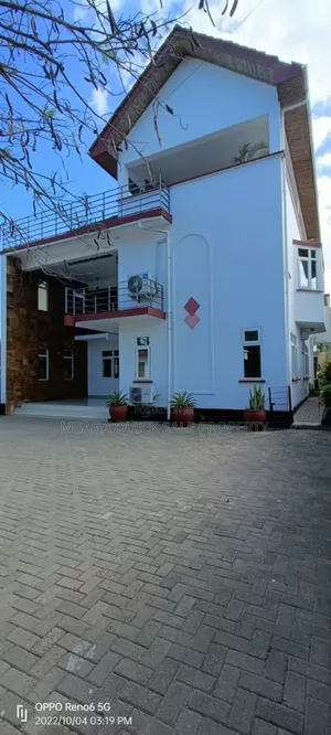 5bdrm House in Masaki Peninsula for rent