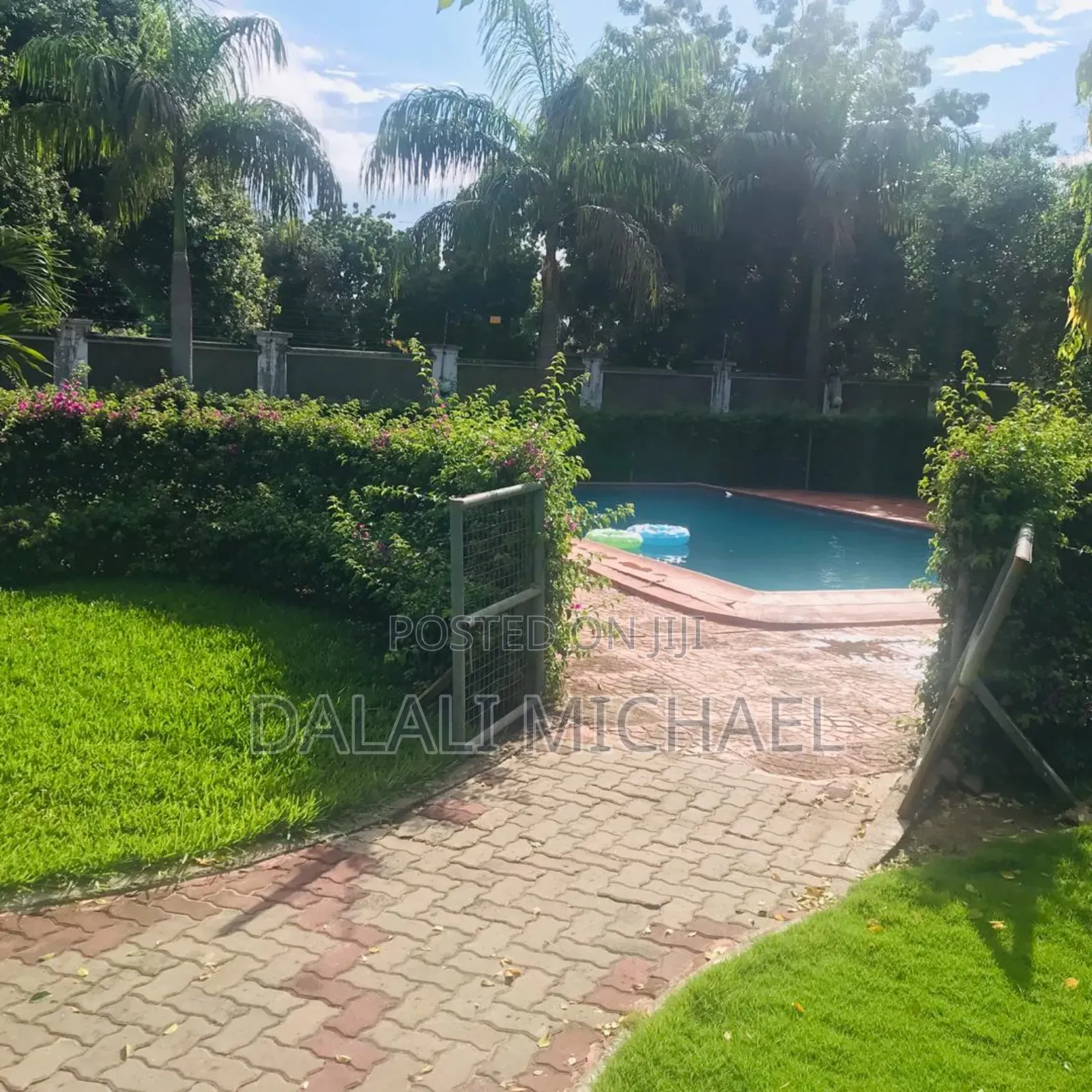 5bdrm House in Msasani Beach for rent
