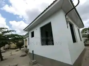 7bdrm Apartment in Gongo La Mboto, Ilala for sale