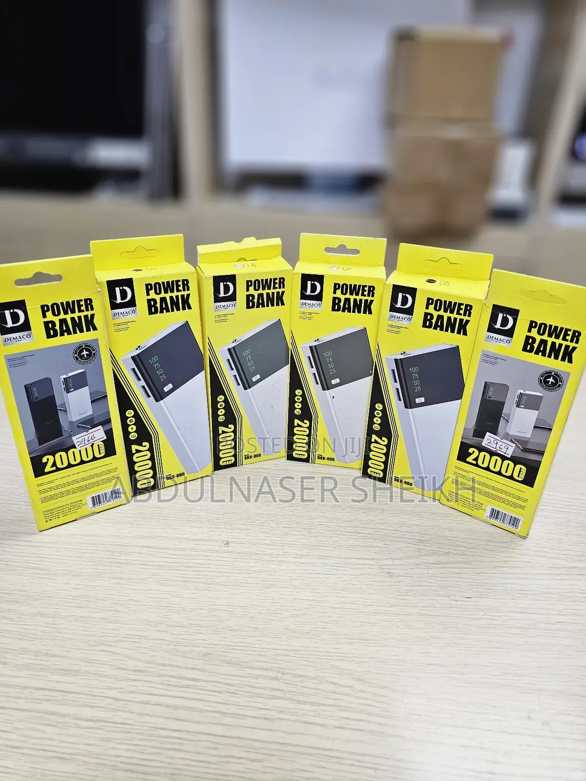 Demaco Power Bank