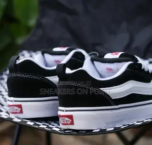 Vans Knu Skool Black White