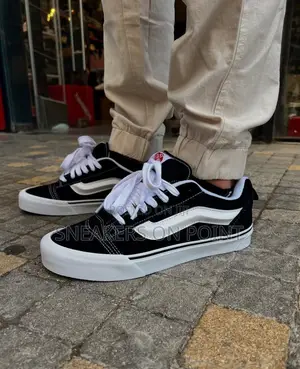 Vans Knu Skool Black White