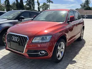 Audi Q5 2015 Orange