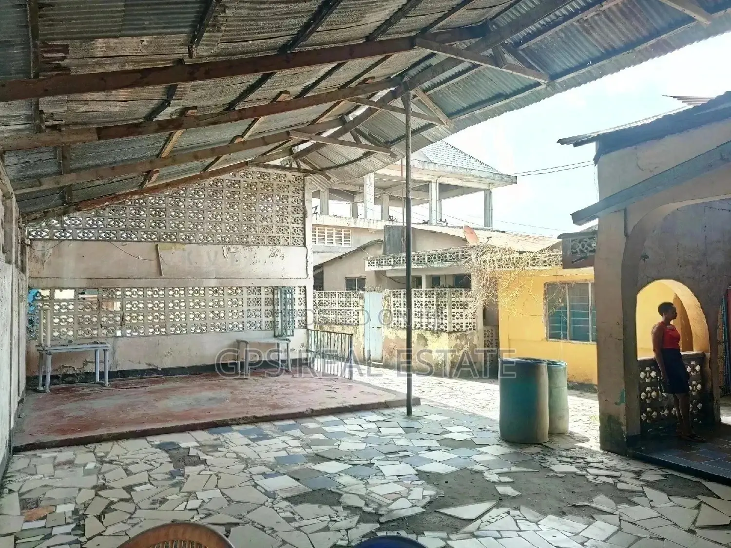 Bar And Ukumbi For Sale