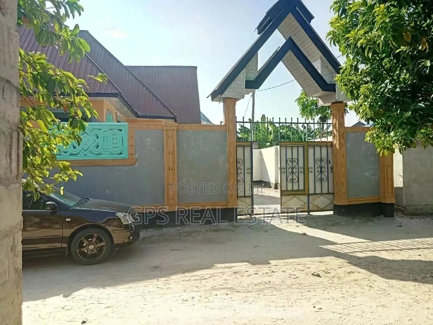 A Good House For Sale