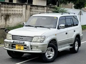 Toyota Land Cruiser Prado 2.7 16V 5dr 2000 White