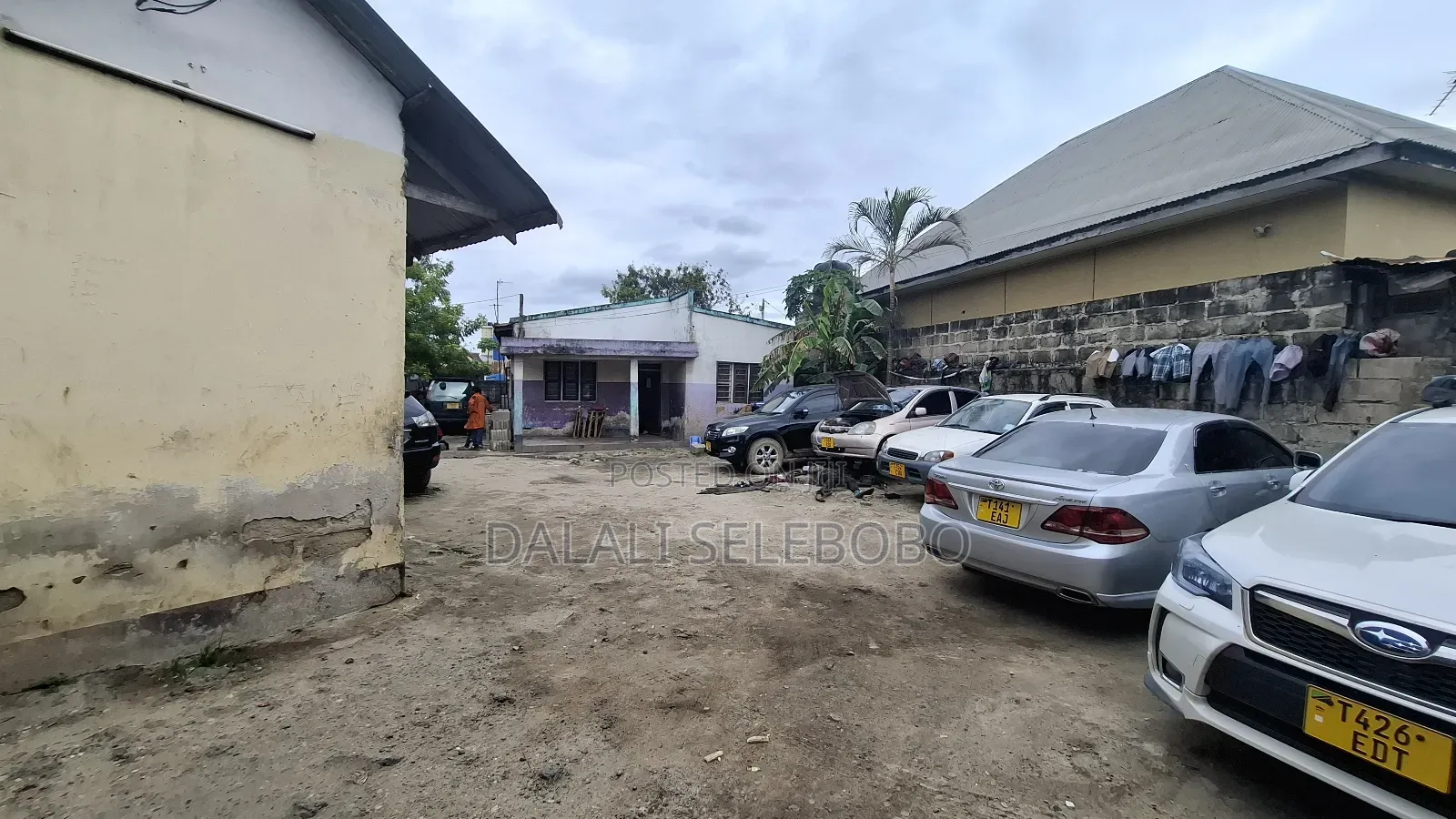 Plot 4 Investment Office or Ware House% We Look Main Road