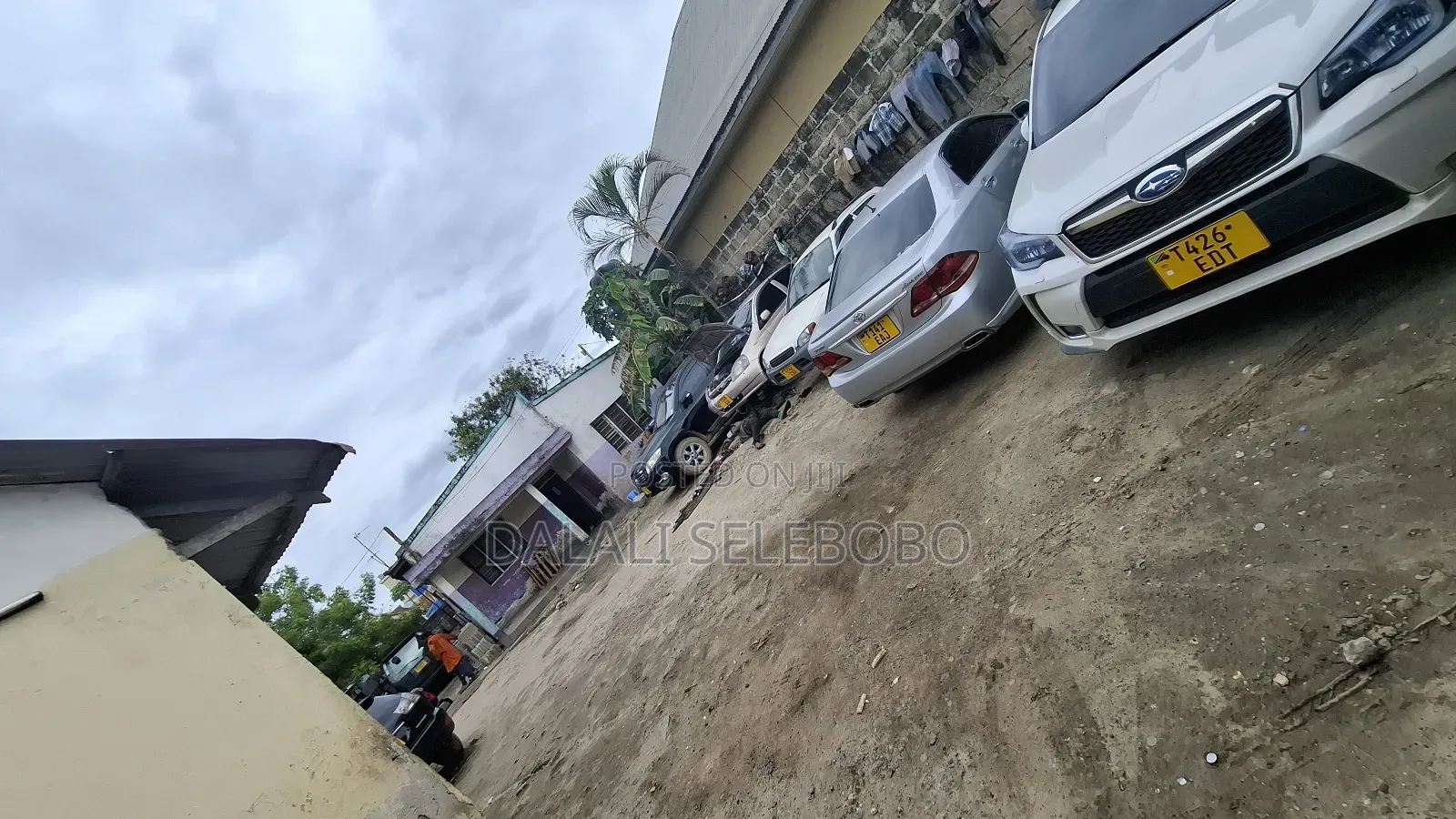 Plot 4 Investment Office or Ware House% We Look Main Road