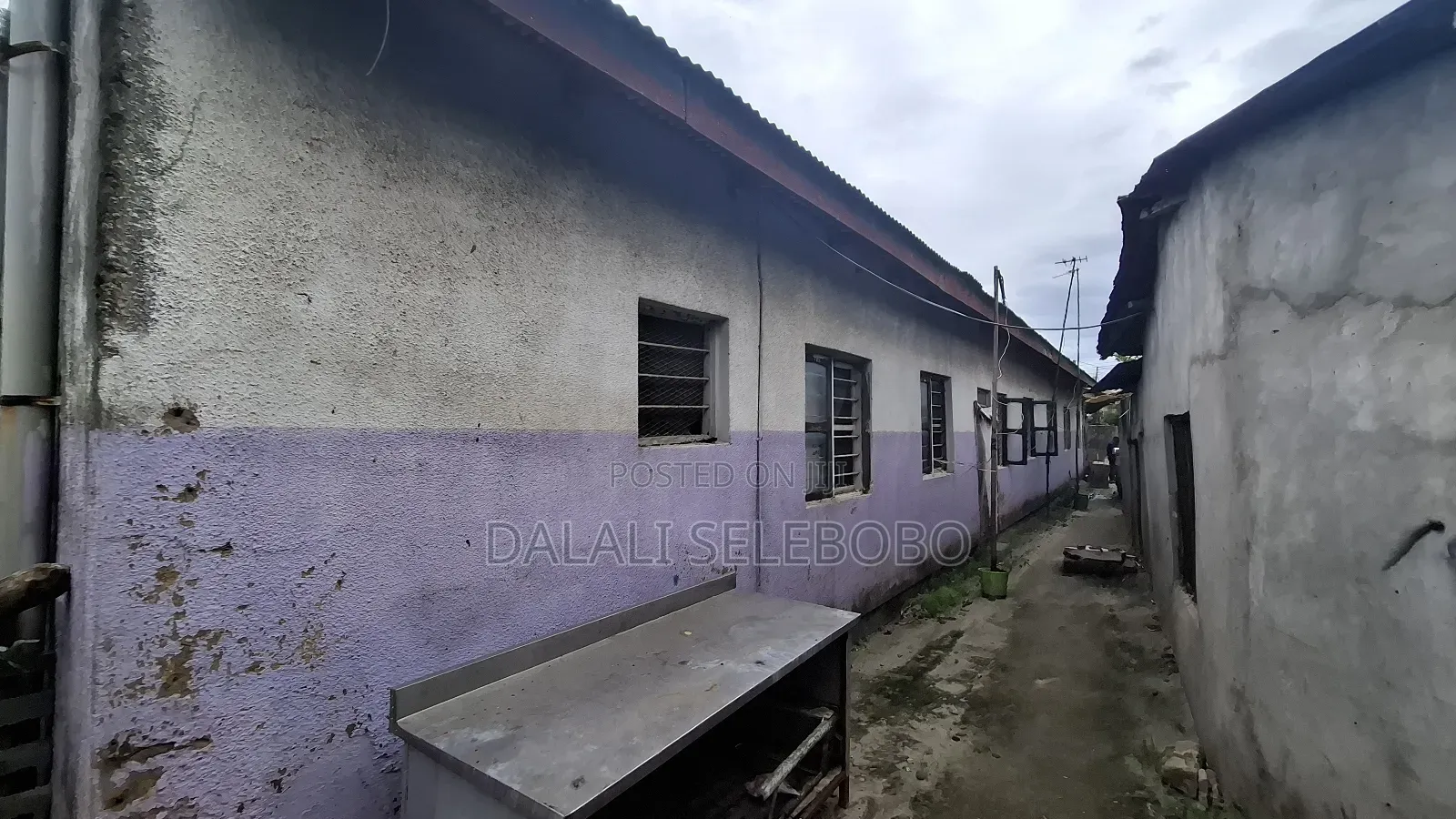 Plot 4 Investment Office or Ware House% We Look Main Road