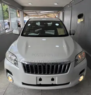 Toyota Vanguard 2009 White