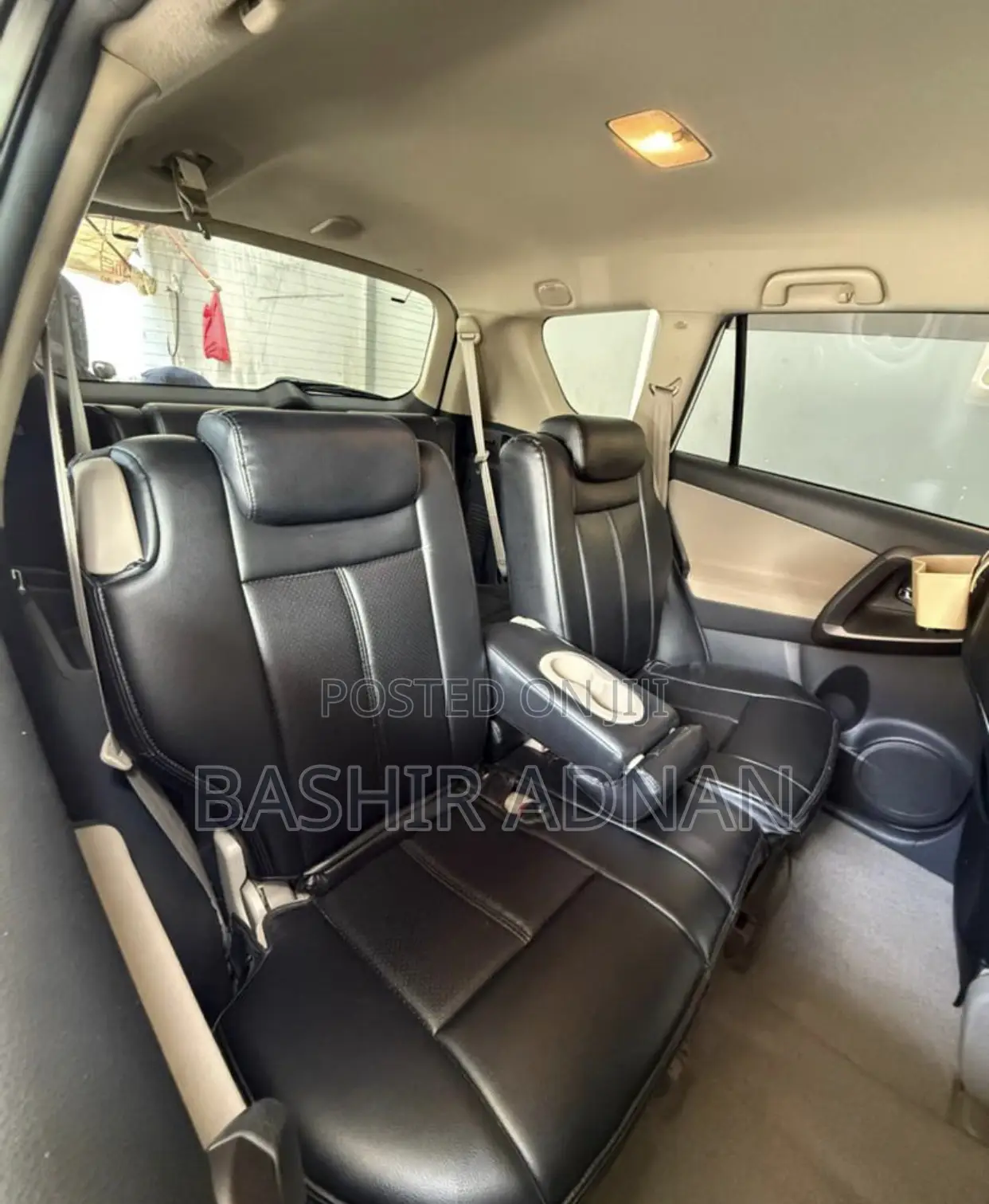 Toyota Vanguard 2009 White