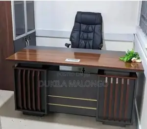 Office Chair Pamoja Na Office Table